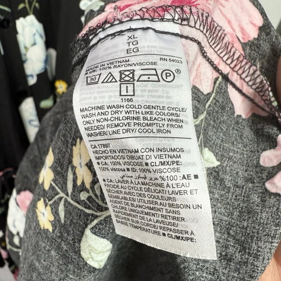 Old Navy Ruffle Flutter Sleeve Tiered Black Floral Midi Dress Size XL Tie Waist - Picture 5 of 5